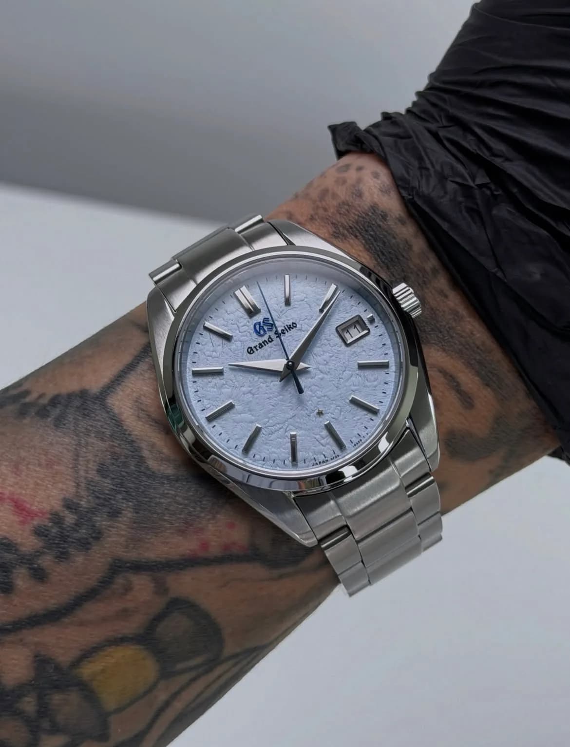 Custom S. Mod 40mm Premium GS Blue Clouds SBGP Quartz Watch (VJ52)  — image 1