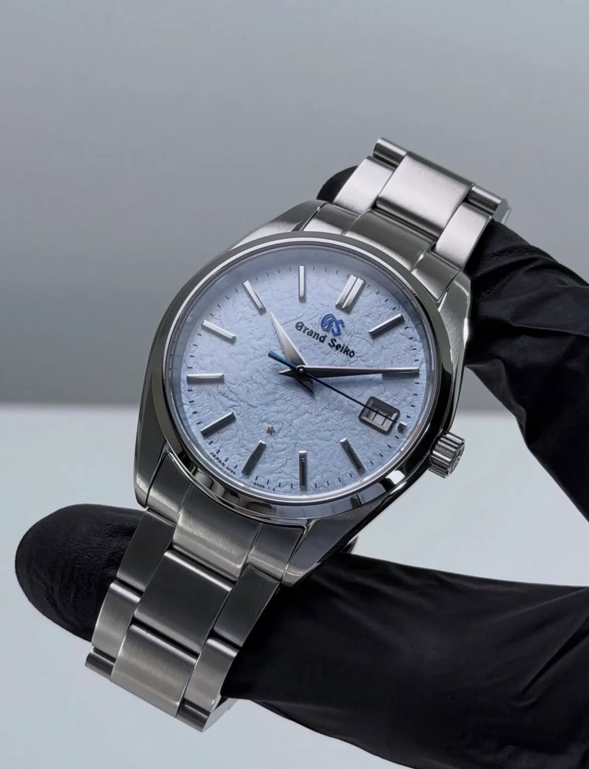Custom S. Mod 40mm Premium GS Blue Clouds SBGP Quartz Watch (VJ52)  — image 2