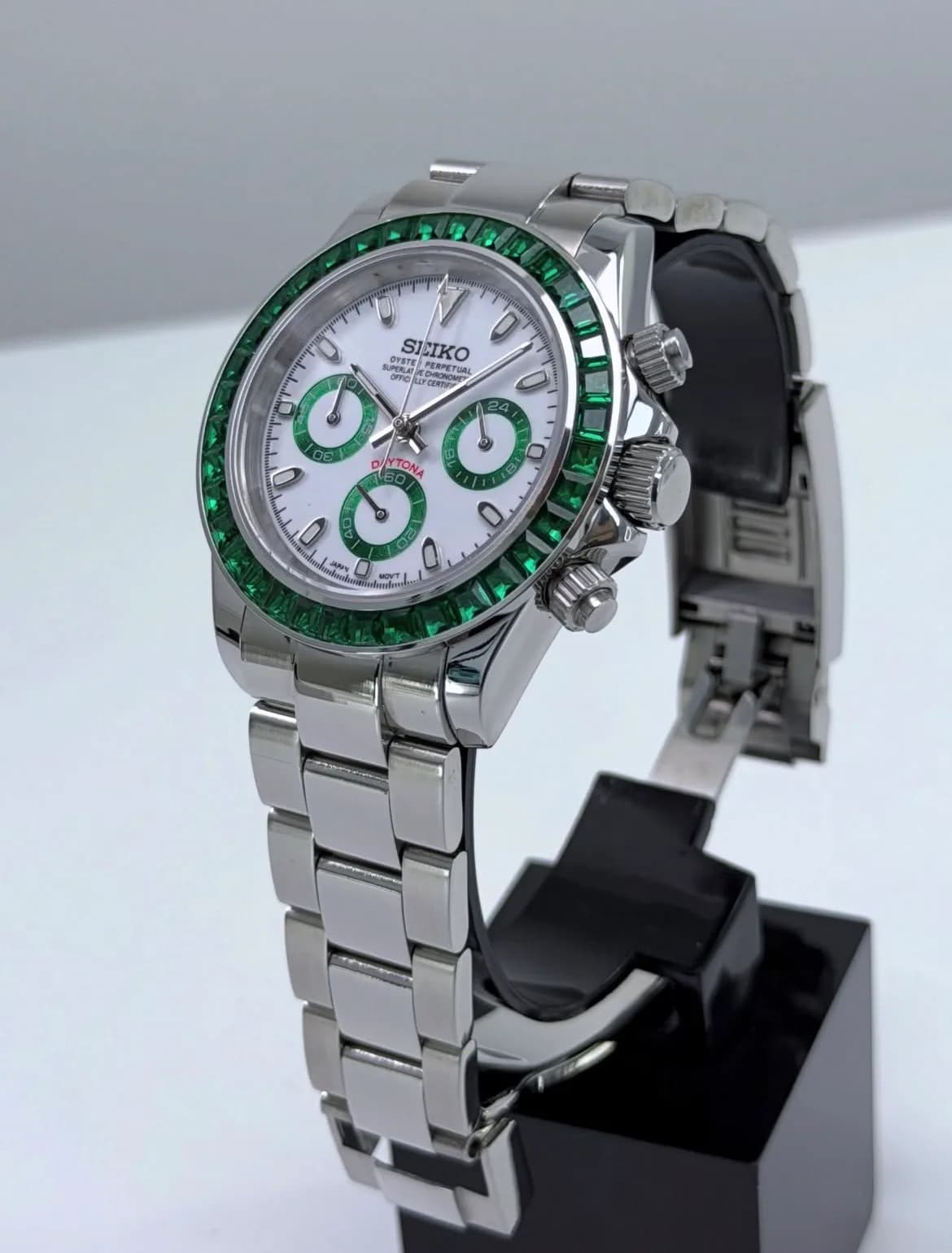 Custom S. Mod 39.5mm Green Panda Diamond Steel Daytona Quartz Chronograph — image 4