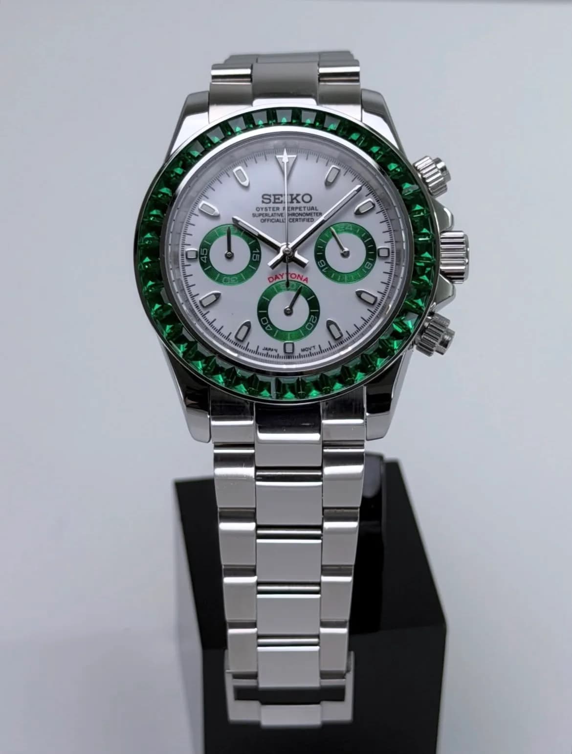 Custom S. Mod 39.5mm Green Panda Diamond Steel Daytona Quartz Chronograph — image 5