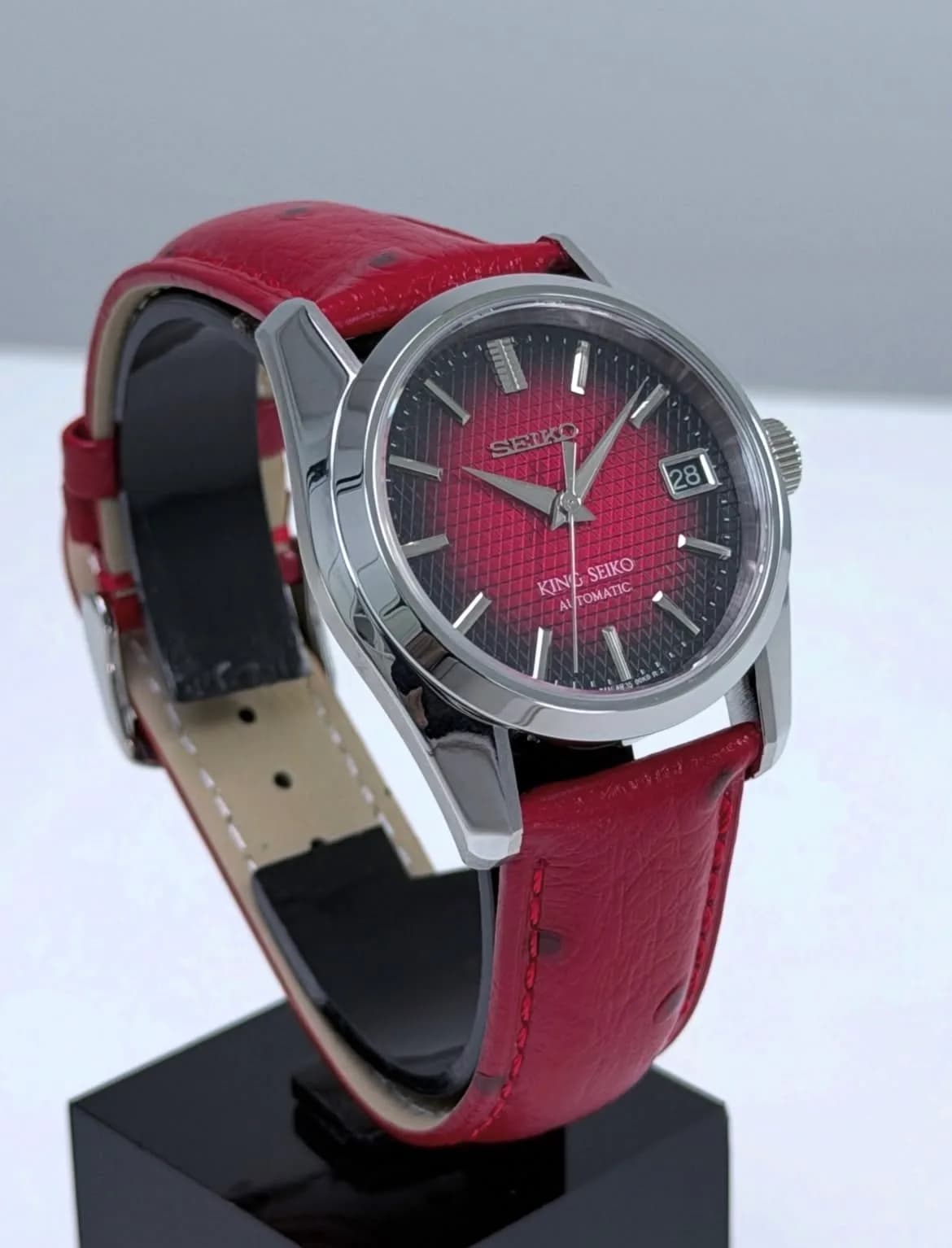 Custom S. Mod 36mm Red Vignette Kameido-Kikko KS Automatic Watch  — image 3
