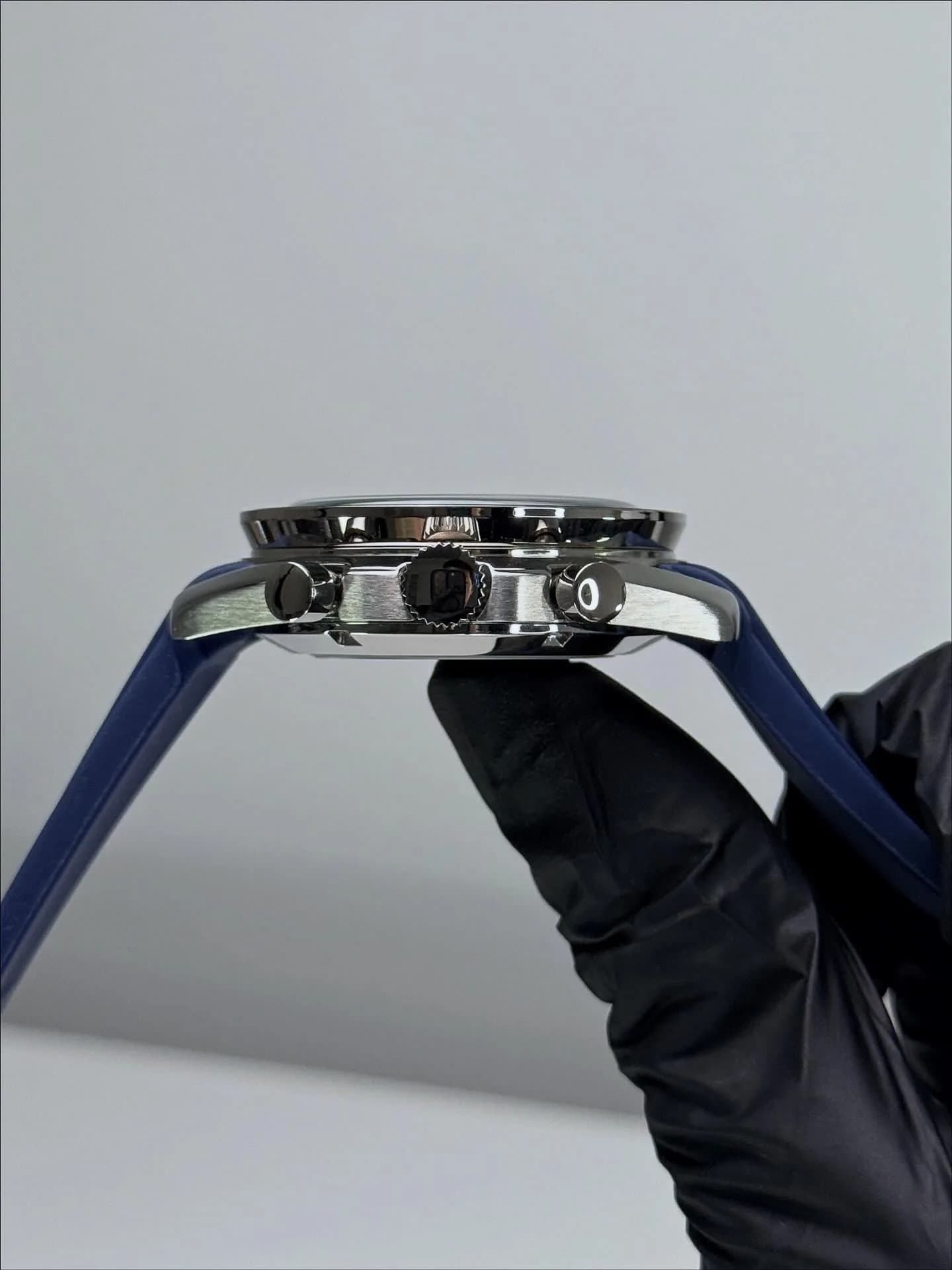 Custom S. Mod 40mm Reverse Blue Panda Speedy on Rubber Strap (Quartz Chronograph) — image 8