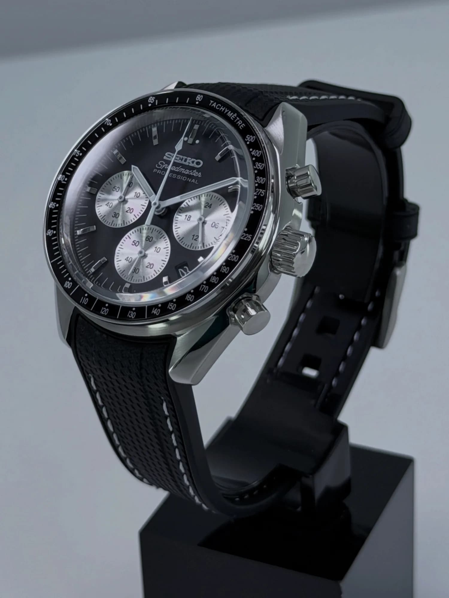 Custom S. Mod 40mm Black Panda Speedy Quartz Chronograph Watch — image 4