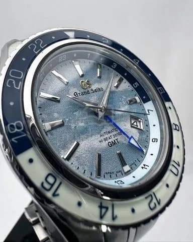 Custom S. Mod 44mm Premium GS SBGJ275 “Unkai” Sea of Clouds V2 GMT — image 4