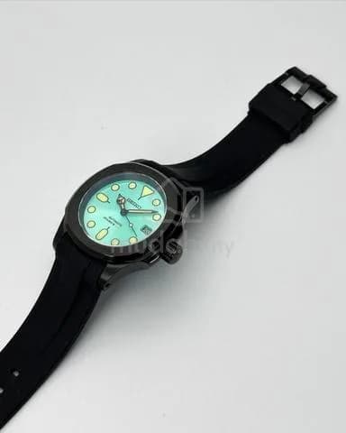 Custom S. Mod Mint Green Black Nautilus 40mm — image 6