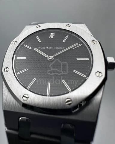 33mm 1980s Audemars Piguet Royal Oak Quartz Black Dial 56303ST Watch only — image 3