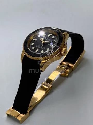 Custom S. Mod 40mm Gold Yachtmaster V3 — image 5
