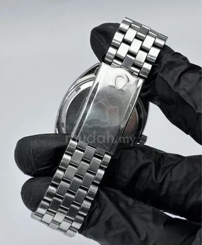35mm 1972 Vintage Omega Constellation Fluted Bezel Silver Dial Automatic ref.168.0057 cal.1021 — image 5