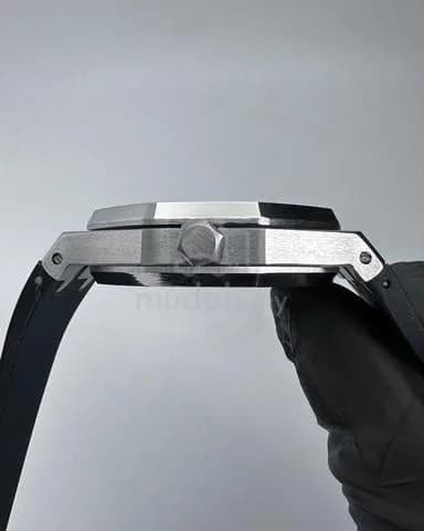 Custom S. Mod 42mm Black Silver AP — image 4