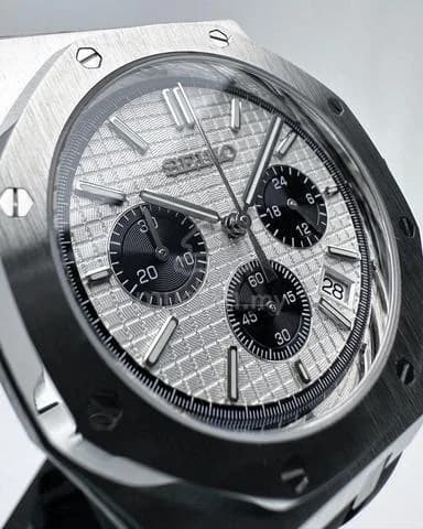 Custom S. Mod 42mm White Panda Quartz Chronograph AP on Rubber Strap — image 2