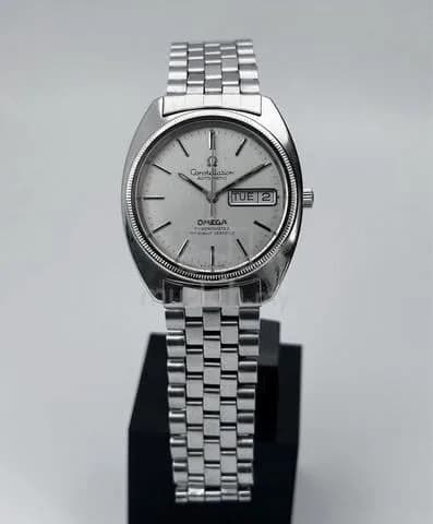 35mm 1972 Vintage Omega Constellation Fluted Bezel Silver Dial Automatic ref.168.0057 cal.1021 — image 4