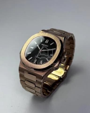 Custom S. Mod 40mm Black Rose Gold Naut — image 5