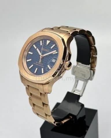 Custom S. Mod Fluted Blue DJ Rose Gold Nautilus on Bracelet 40mm — image 4