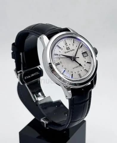Custom S. Mod 39mm GS SBGJ271 “Yuki Gesho” (Snow Covered Scenery) GMT — image 3