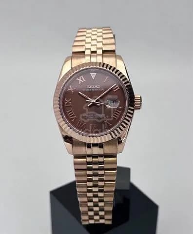 Custom S. Mod 31mm Chocolate Roman Rose Gold Datejust — image 3