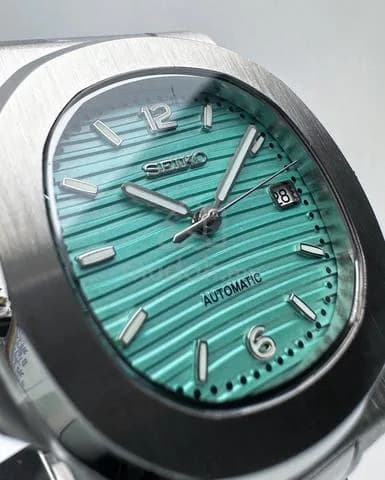 Custom S. Mod 40mm Tiffany Nautilus V2 — image 3
