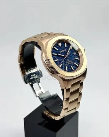 Custom S. Mod Fluted Blue DJ Rose Gold Nautilus on Bracelet 40mm — image 3