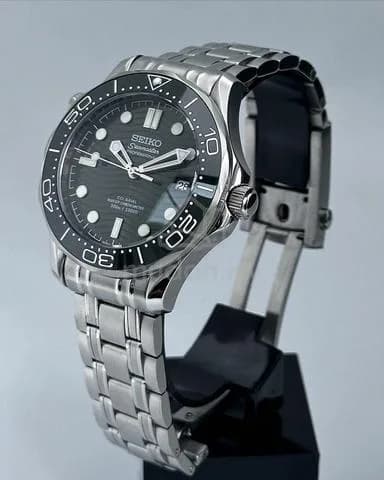 Custom S. Mod 42mm Green Seamaster Professional 300M — image 3