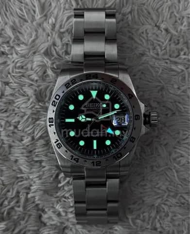 Custom S. Mod 39mm Black “Kplorer II” Automatic GMT — image 4