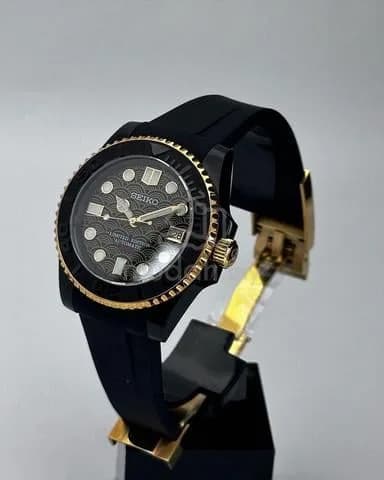 Custom S. Mod 40mm Black Gold Kanagawa Yachtmaster — image 4