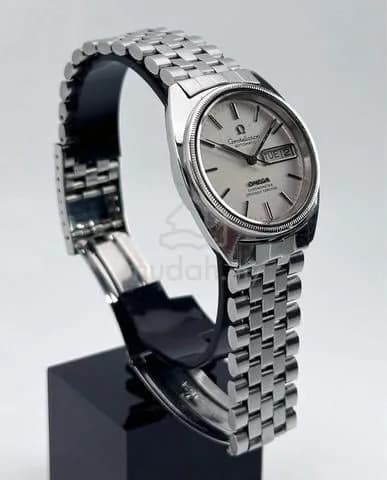 35mm 1972 Vintage Omega Constellation Fluted Bezel Silver Dial Automatic ref.168.0057 cal.1021 — image 2