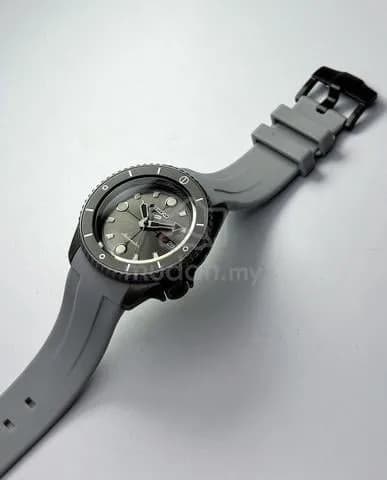 42mm Seiko SRPF75K1 Naruto Shikamaru SKX Limited Edition — image 3