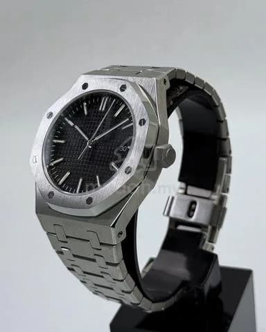 Custom S. Mod 42mm Black No Logo AP Royal Oak — image 6