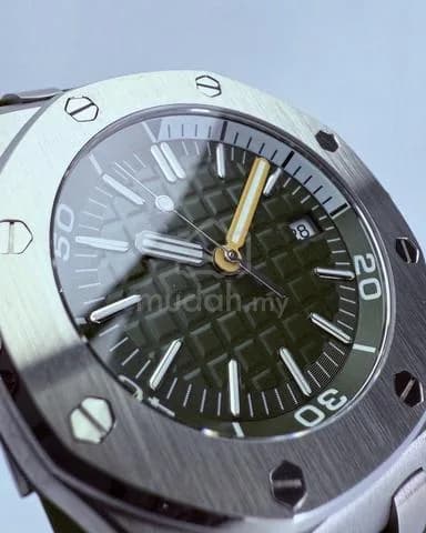 Custom S. Mod 46mm No Logo Olive Green AP — image 3