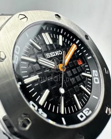 Custom S. Mod 46mm Black Orange AP ROO — image 3
