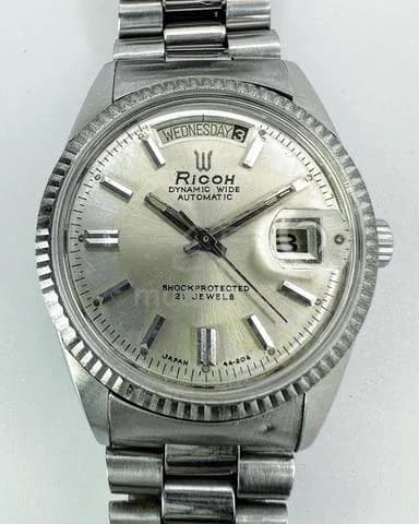 35mm Vintage Ricoh Dynamic Wide Automatic Day Date President — image 4