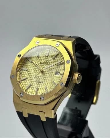 Custom S. Mod Gold AP on black Rubber Strap 41mm — image 3