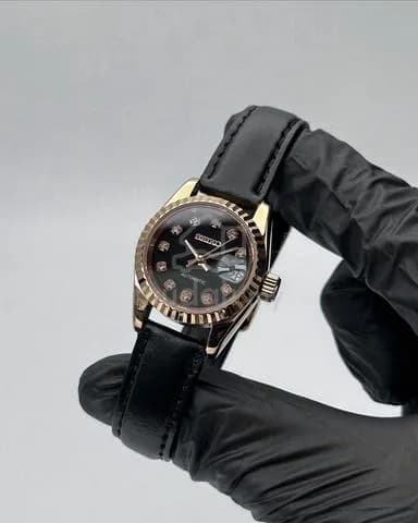 Custom S. Mod 26mm Black Diamond Rose Gold — image 6