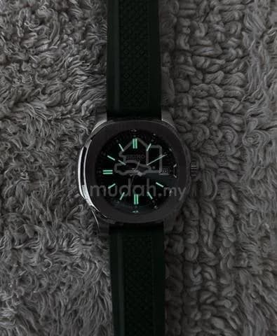 Custom S. Mod 42mm Green Nautilus Datejust on rubber strap — image 5