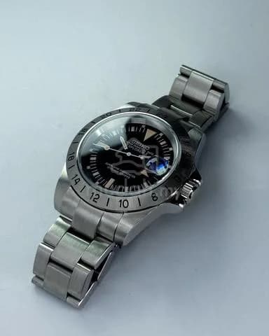Custom S. Mod 39mm Black Explorer II Steve — image 5