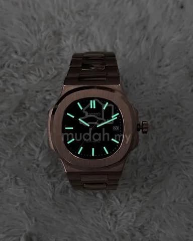 Custom S. Mod 40mm Black Rose Gold Naut — image 6