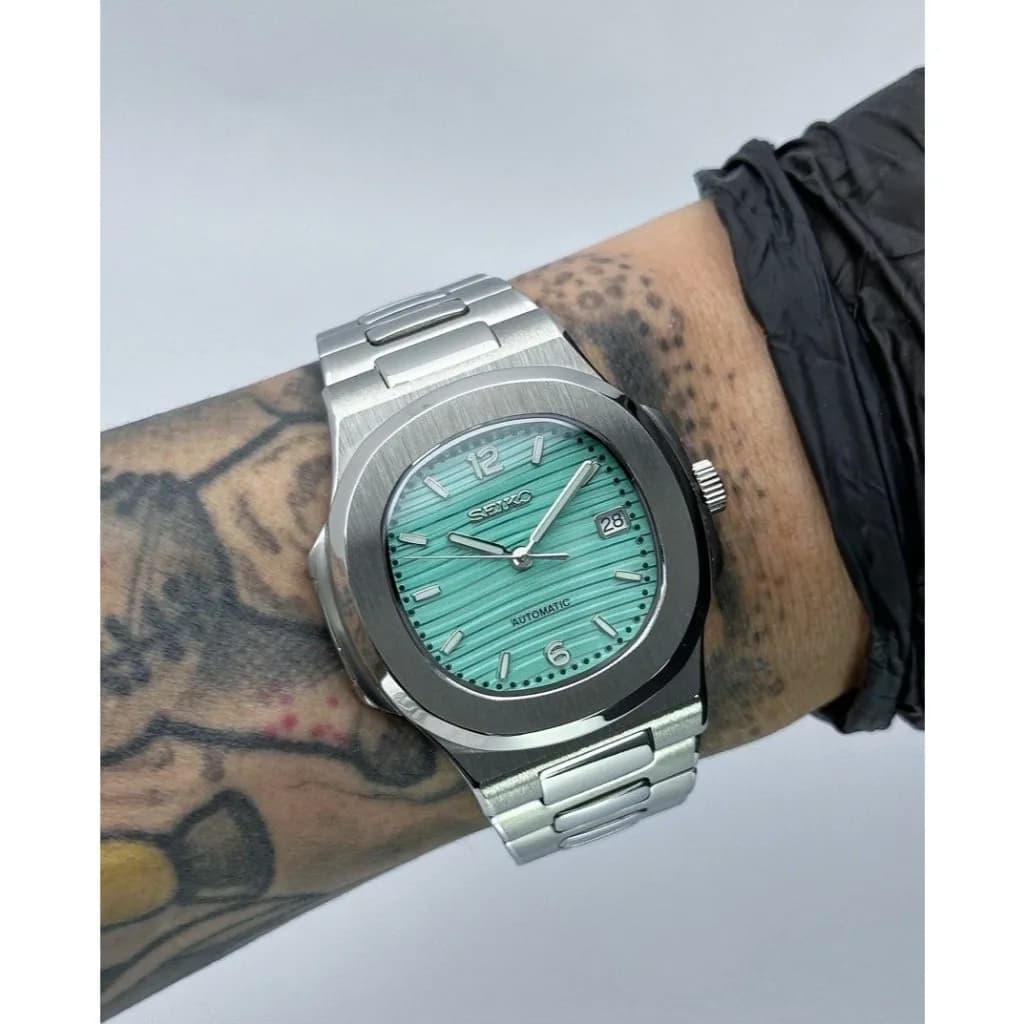 Custom S. Mod 40mm Blue/Green Naut V2 — image 1