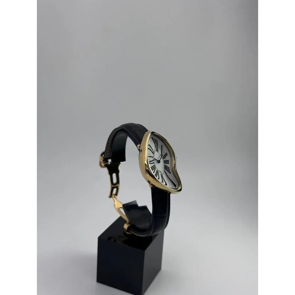 28x47mm No Logo Crash Quartz Watch — image 4