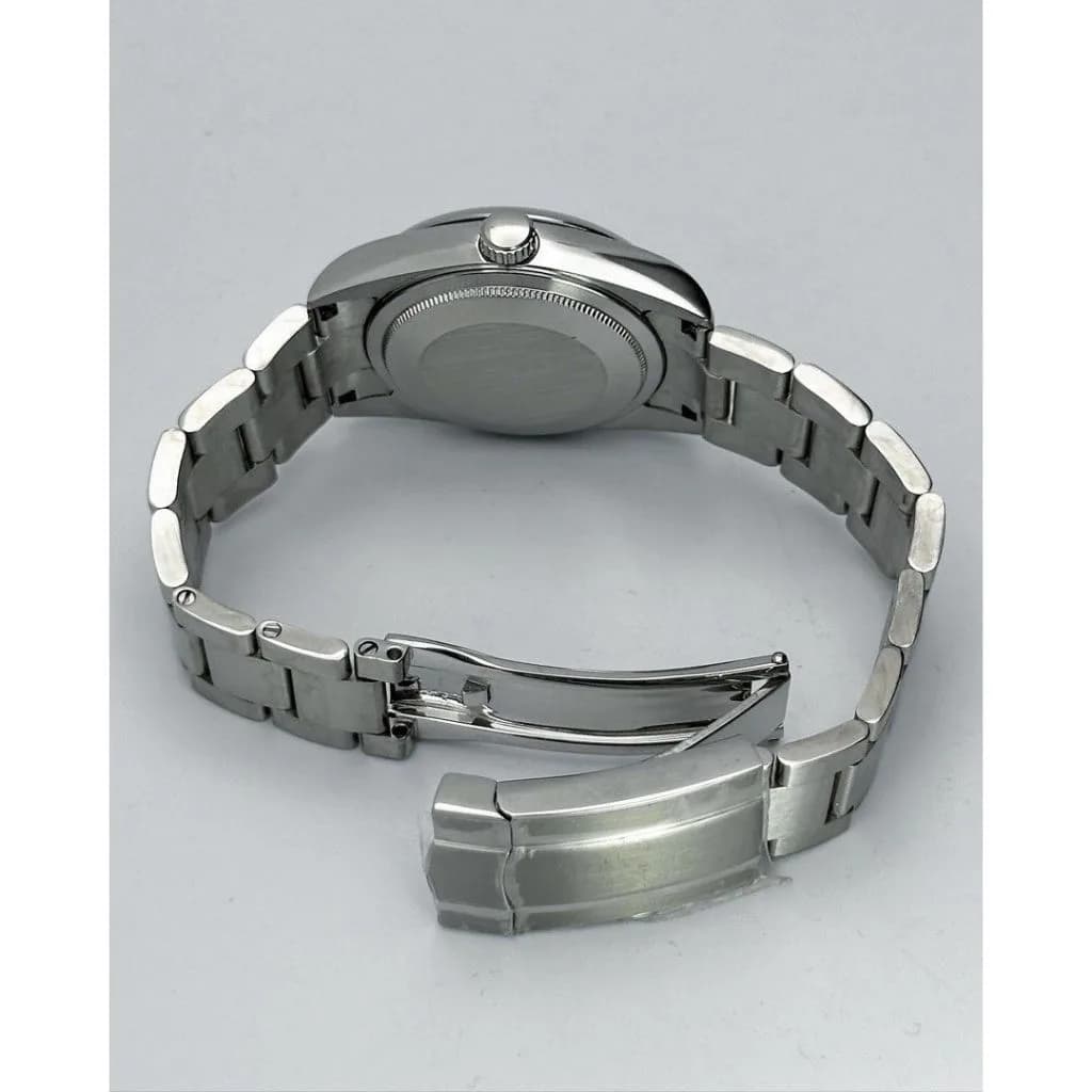 Custom S. Mod Light Tif Blue Green Oyster Perpetual 36mm — image 8