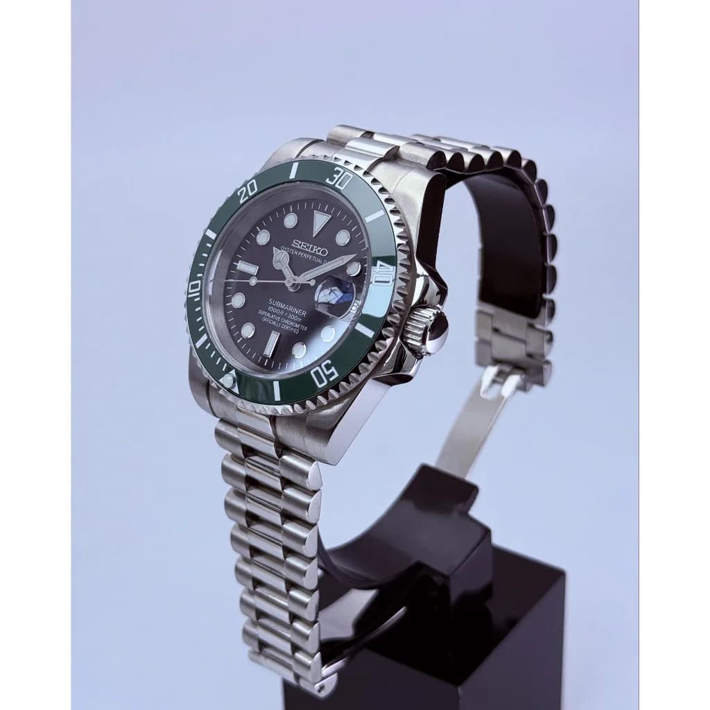 Custom S. Mod 40mm Ice Lume SB Sub Green Bezel Diver Style — image 2