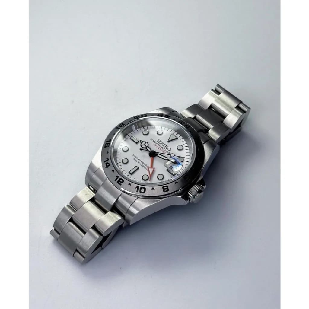 Custom S. Mod 39mm White Polar “Kplorer II” Automatic GMT — image 7
