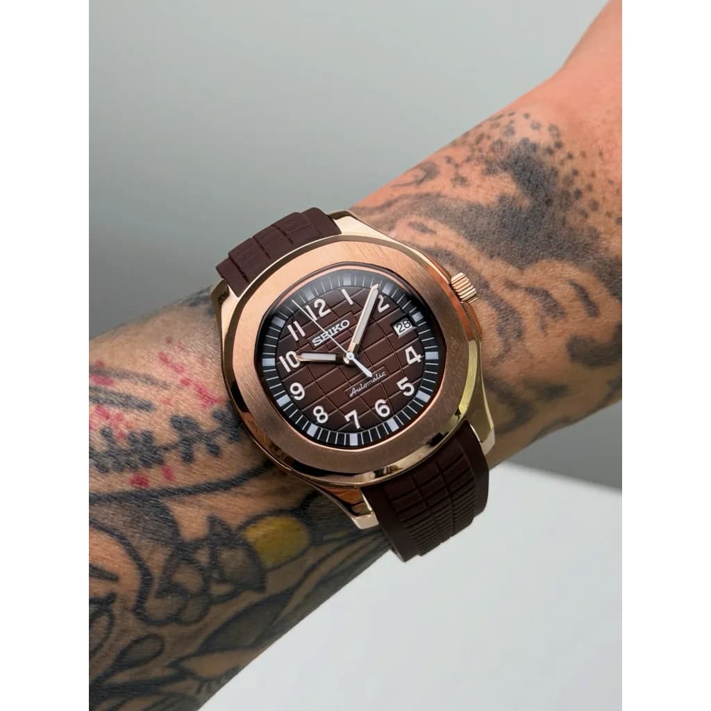 Custom S. Mod 42mm Brown Vignette Rose Gold Aquanaut — image 1
