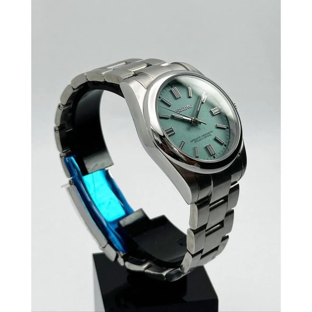 Custom S. Mod Light Tif Blue Green Oyster Perpetual 36mm — image 2