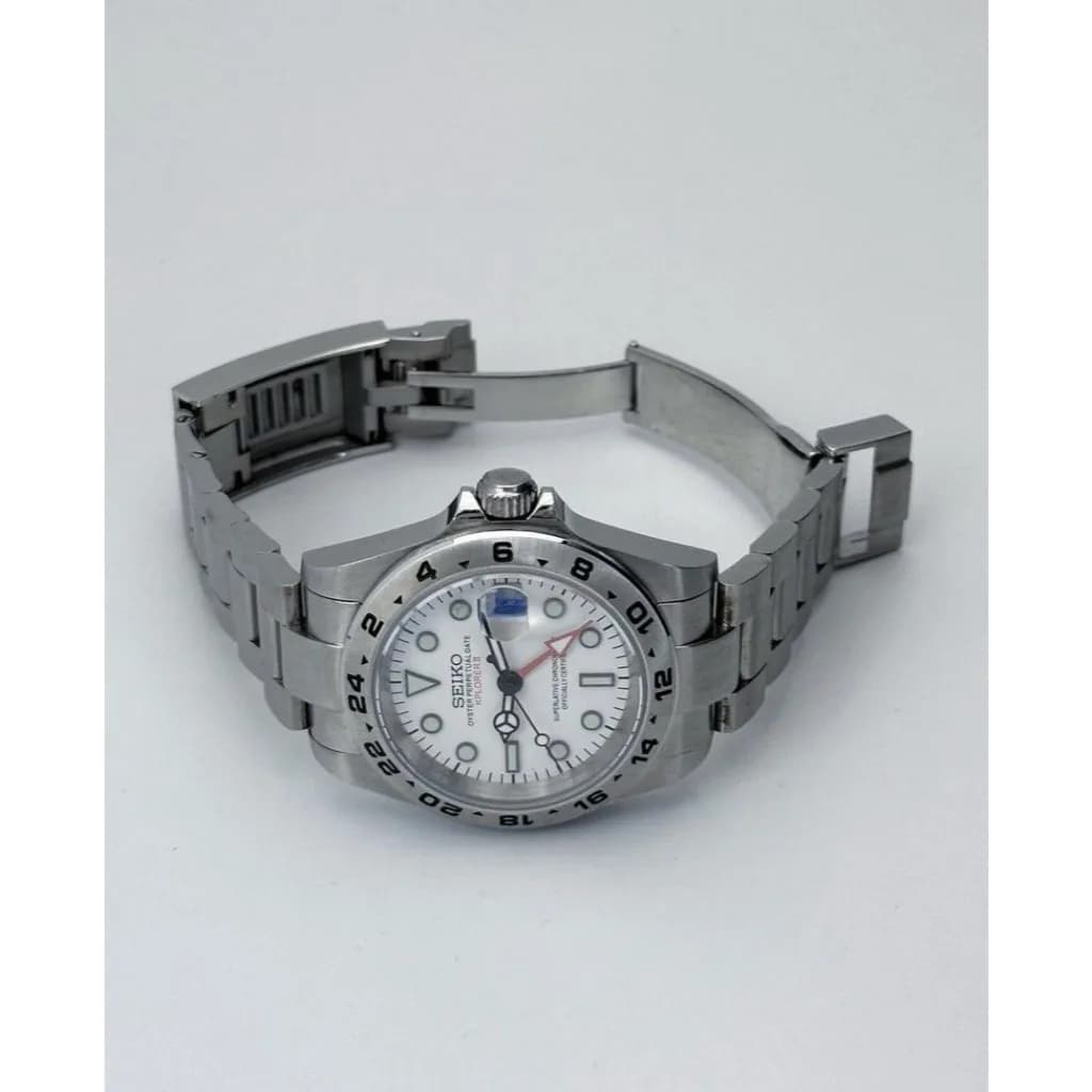 Custom S. Mod 39mm White Polar “Kplorer II” Automatic GMT — image 8