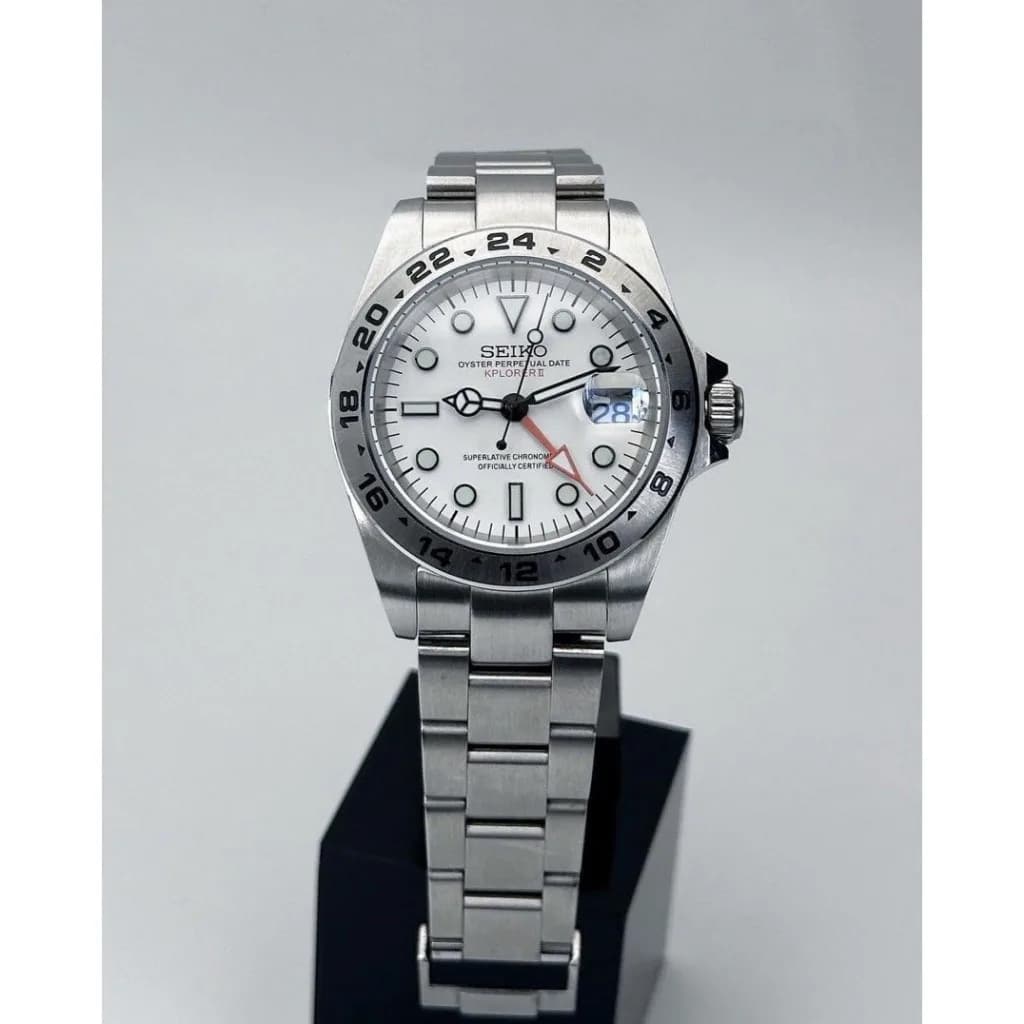 Custom S. Mod 39mm White Polar “Kplorer II” Automatic GMT — image 5