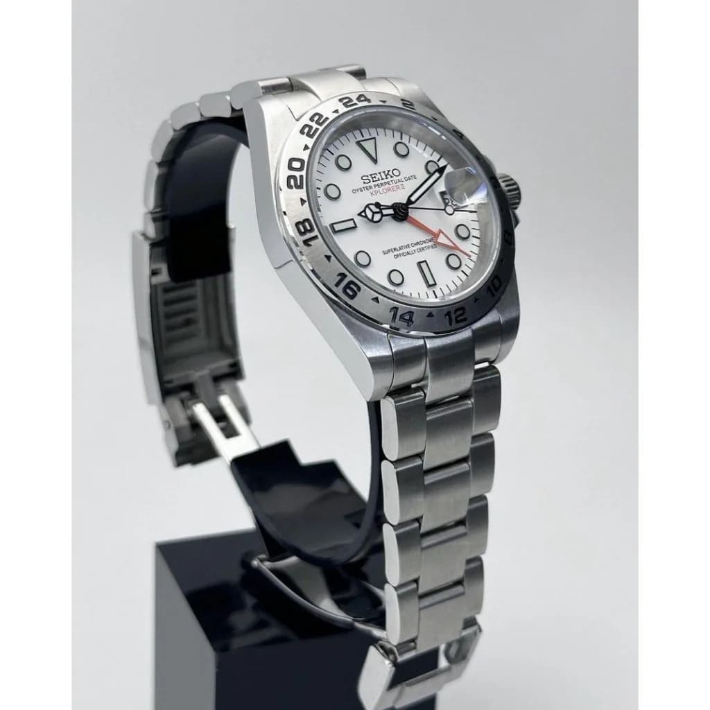 Custom S. Mod 39mm White Polar “Kplorer II” Automatic GMT — image 2