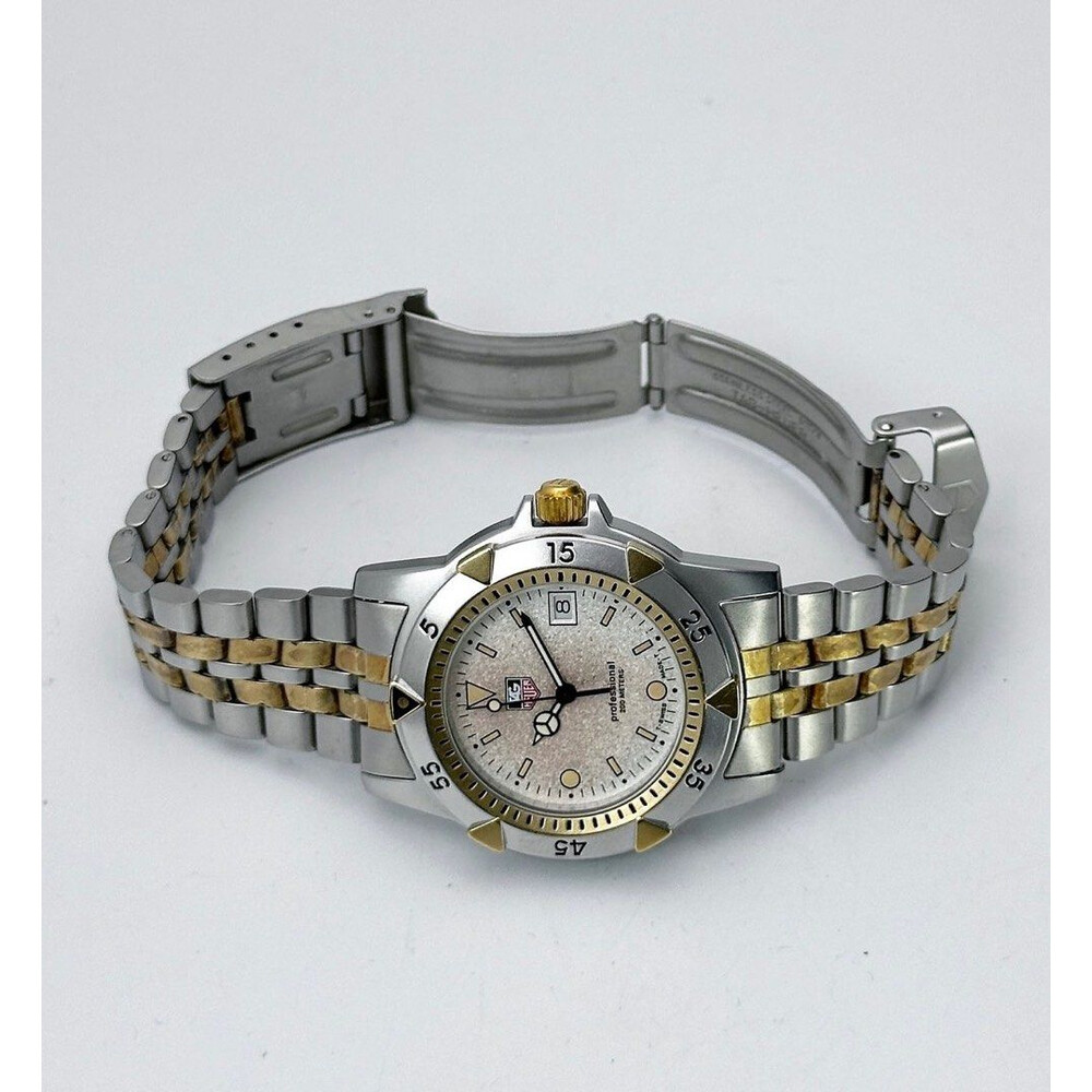 37mm • 1990s Vintage TAG Heuer 1500 Series Professional 200M