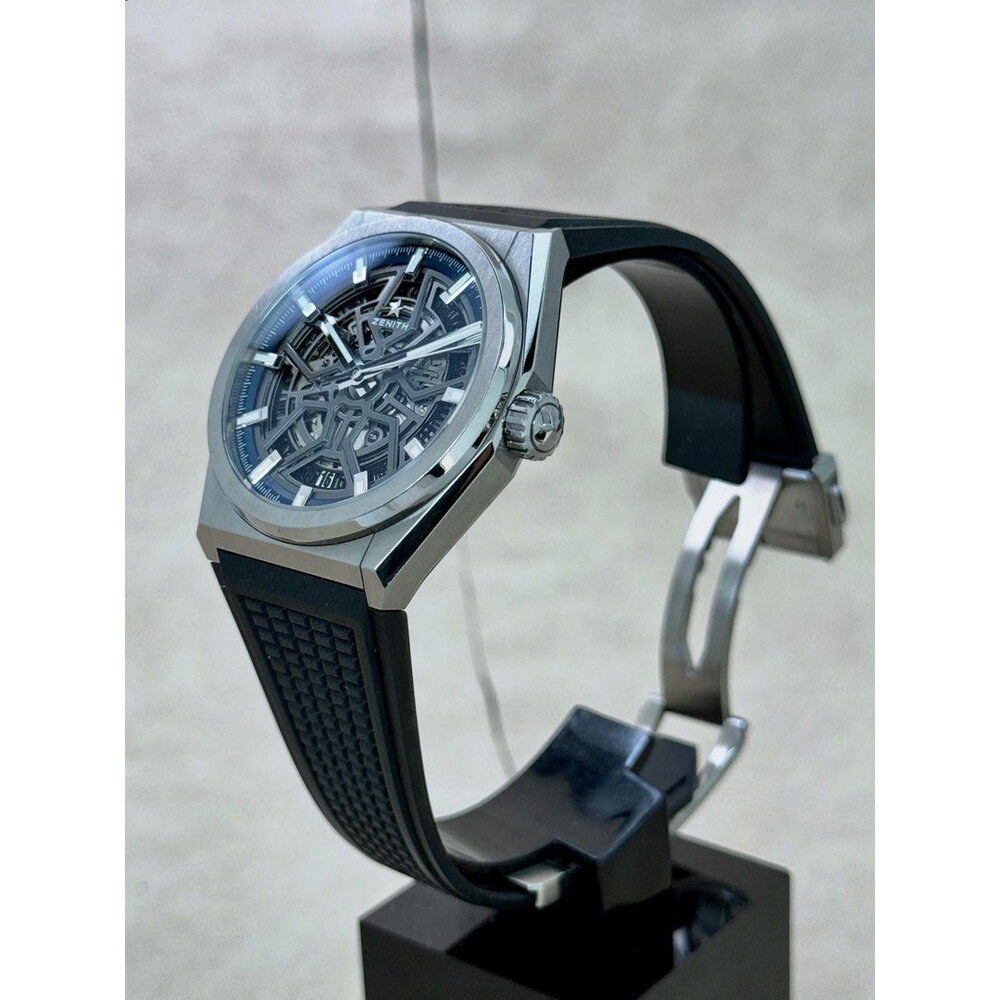 41mm • 2019 Zenith Defy Classic Skeleton Titanium 28800bph